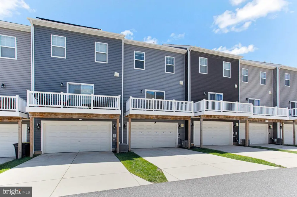 9608 FAGAN DRIVE Bowie, MD 20721