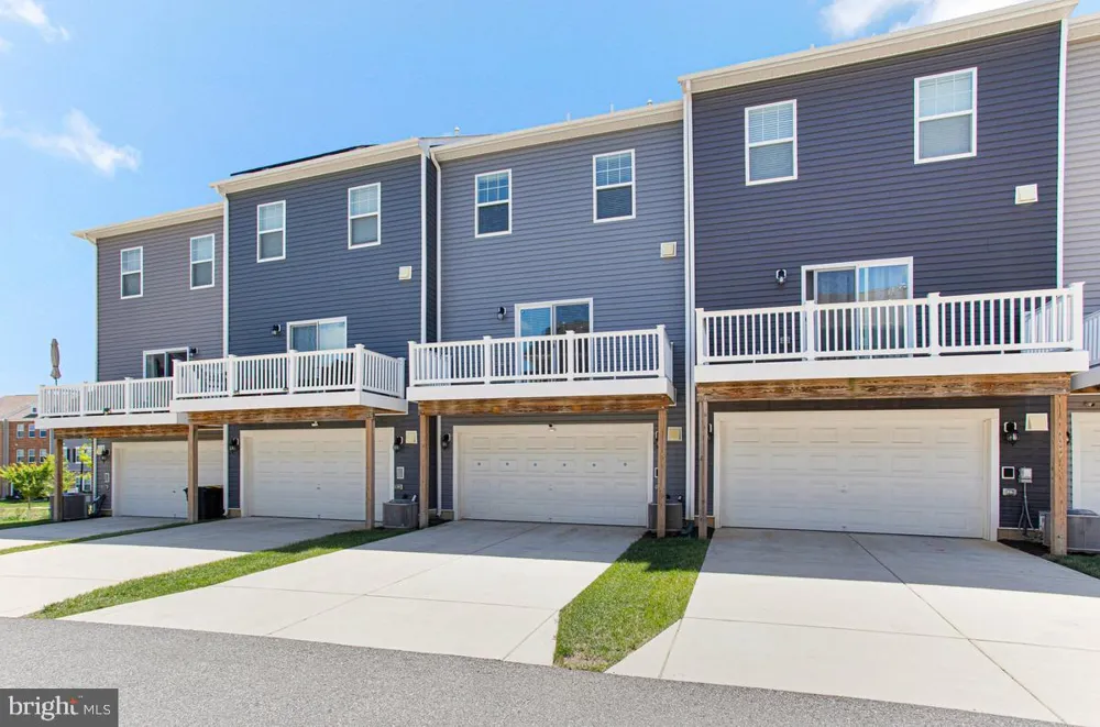 9608 FAGAN DRIVE Bowie, MD 20721