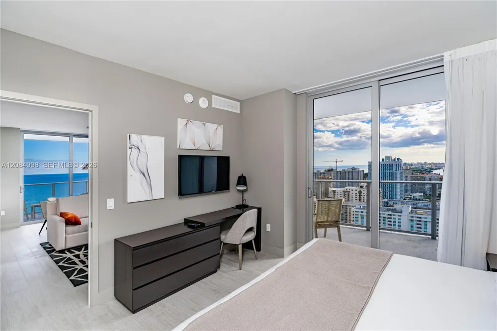 4010 S Ocean Dr #R1609 Hollywood, FL 33019