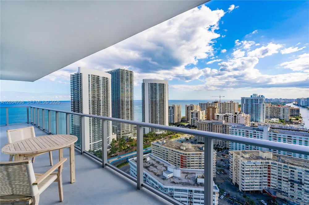 4010 S Ocean Dr #R1609 Hollywood, FL 33019