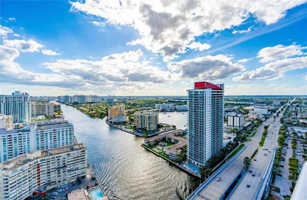 4010 S Ocean Dr #R1609 Hollywood, FL 33019