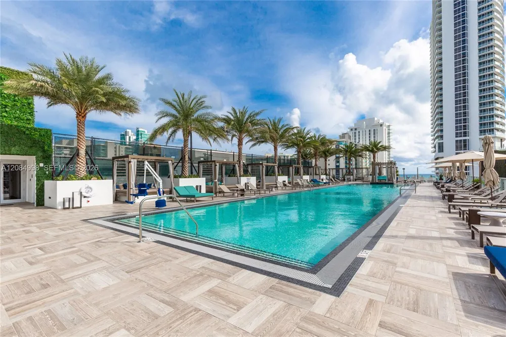 4010 S Ocean Dr #R1609 Hollywood, FL 33019