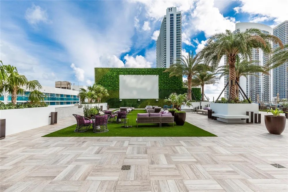 4010 S Ocean Dr #R1609 Hollywood, FL 33019