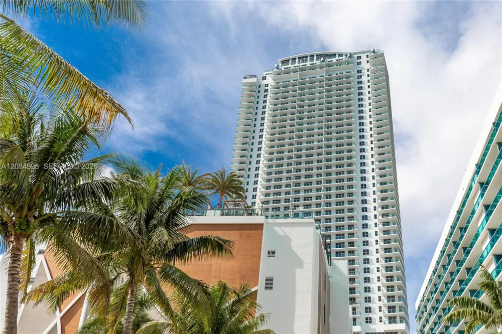 4010 S Ocean Dr #R1609 Hollywood, FL 33019
