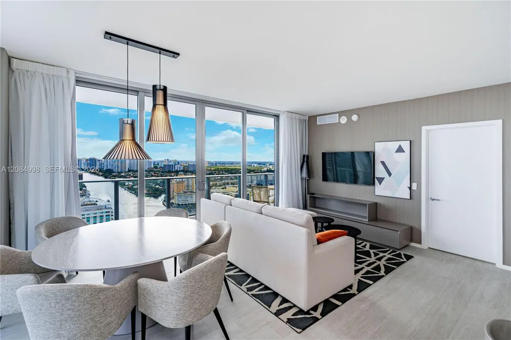 4010 S Ocean Dr #R1609 Hollywood, FL 33019