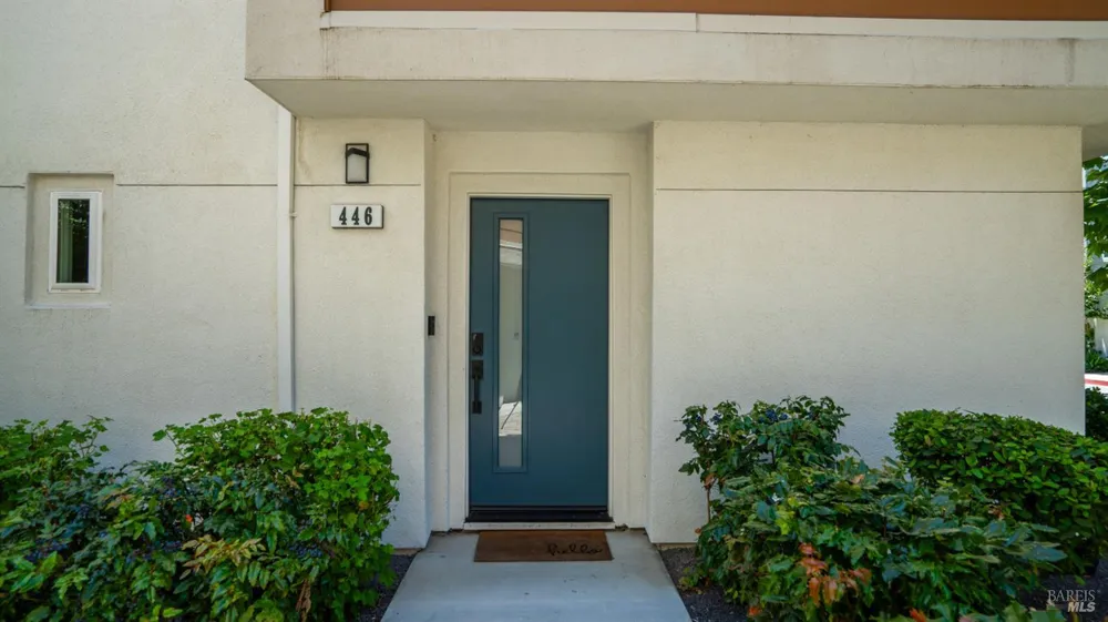 446 Verandah Avenue Novato, CA 94945