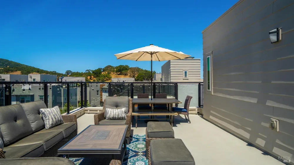 446 Verandah Avenue Novato, CA 94945