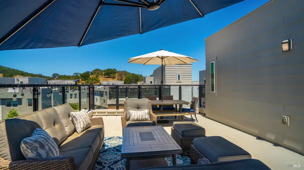 446 Verandah Avenue Novato, CA 94945