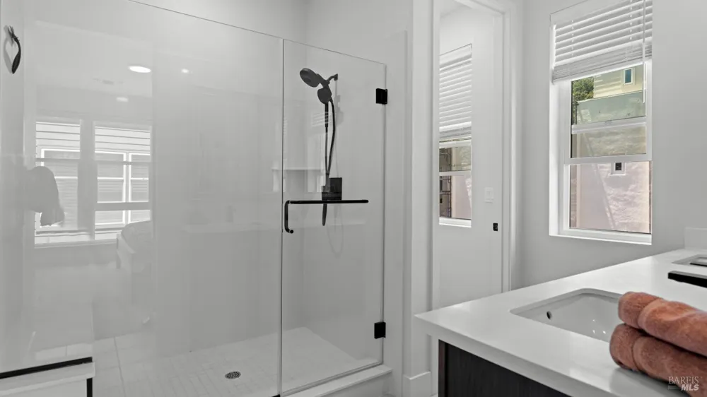 446 Verandah Avenue Novato, CA 94945