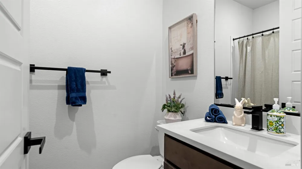 446 Verandah Avenue Novato, CA 94945