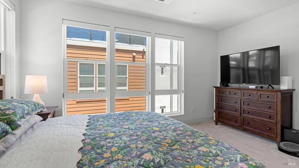 446 Verandah Avenue Novato, CA 94945