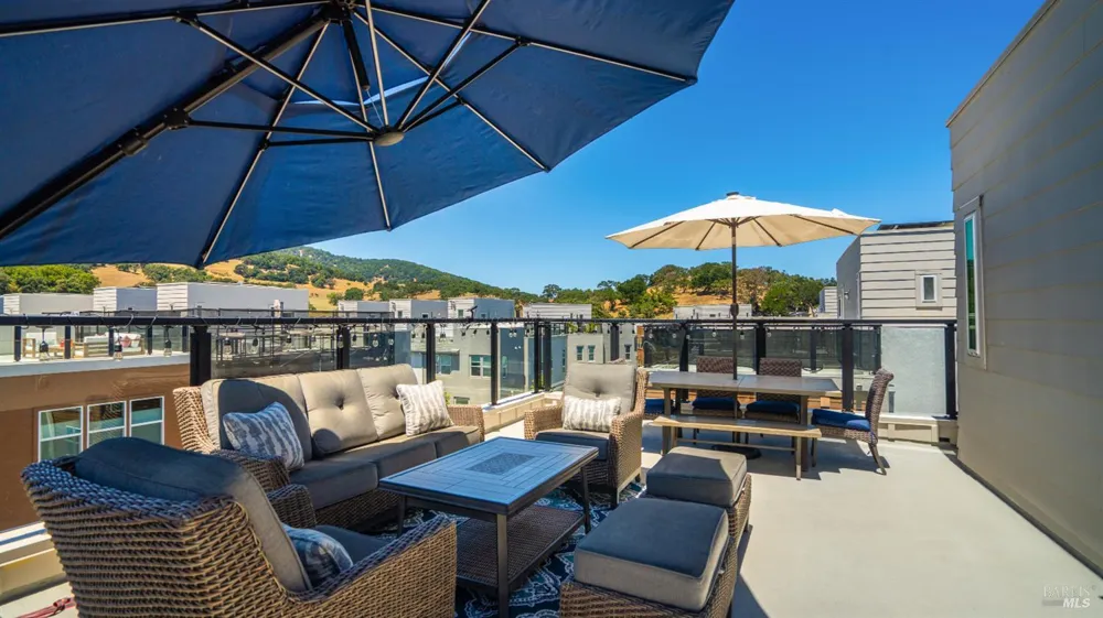 446 Verandah Avenue Novato, CA 94945