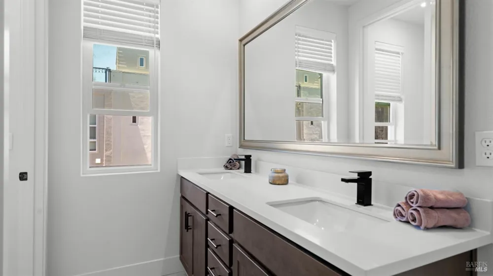446 Verandah Avenue Novato, CA 94945