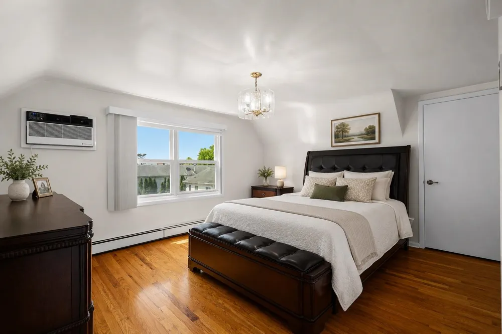 12 EAST 3RD ST Bayonne, NJ 07002