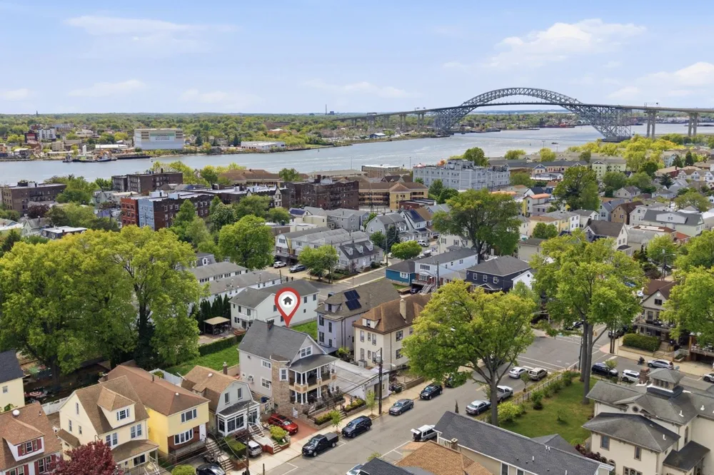 12 EAST 3RD ST Bayonne, NJ 07002
