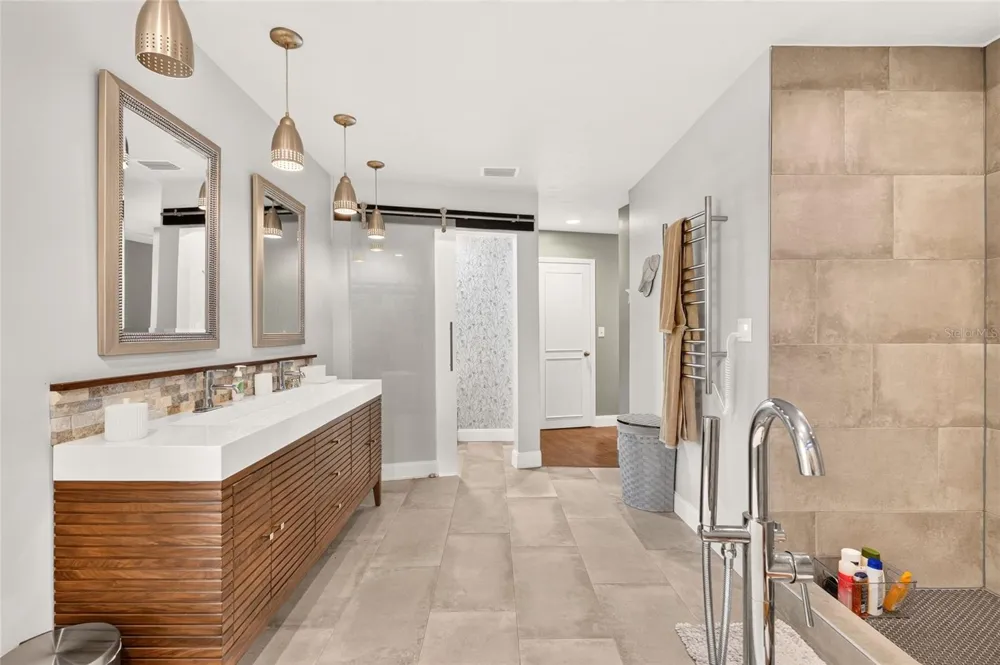 2445 NW 15TH PLACE Gainesville, FL 32605