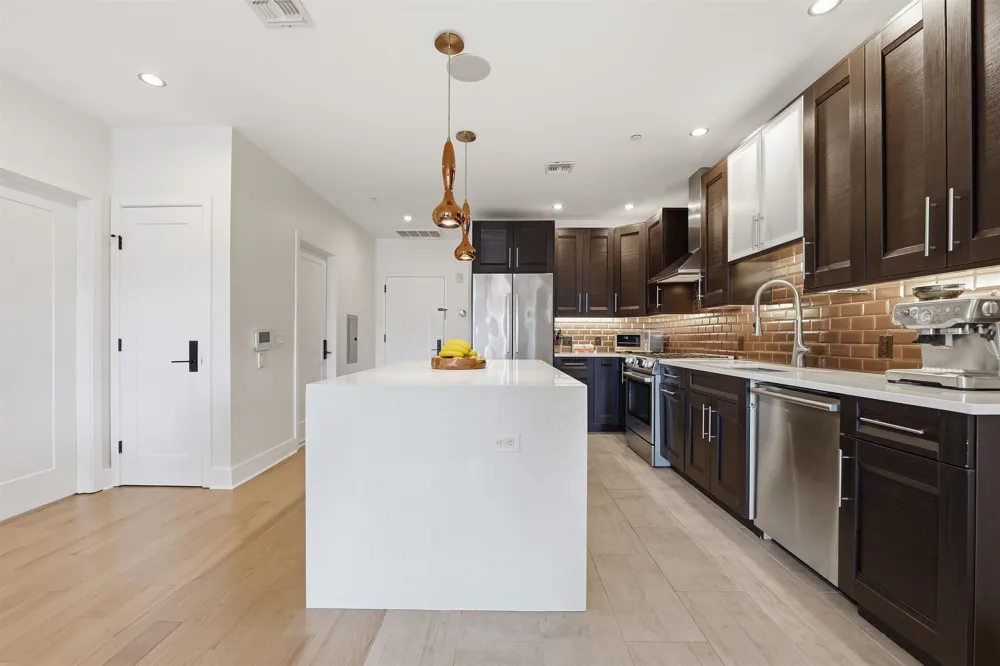 227 4TH ST Jersey City, NJ 07302