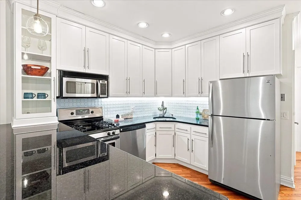 137 GARDEN ST Hoboken, NJ 07030