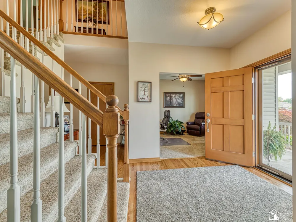 2886 E Country Lane Frenchtown Township, MI 48162