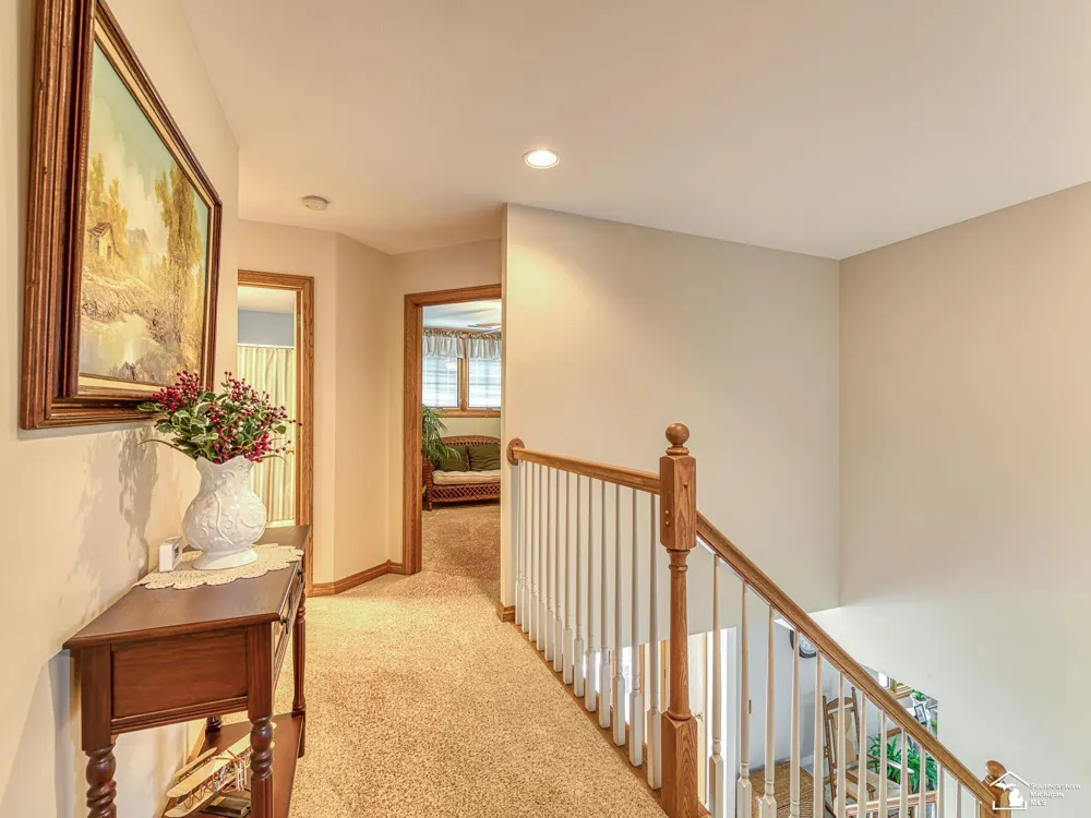 2886 E Country Lane Frenchtown Township, MI 48162