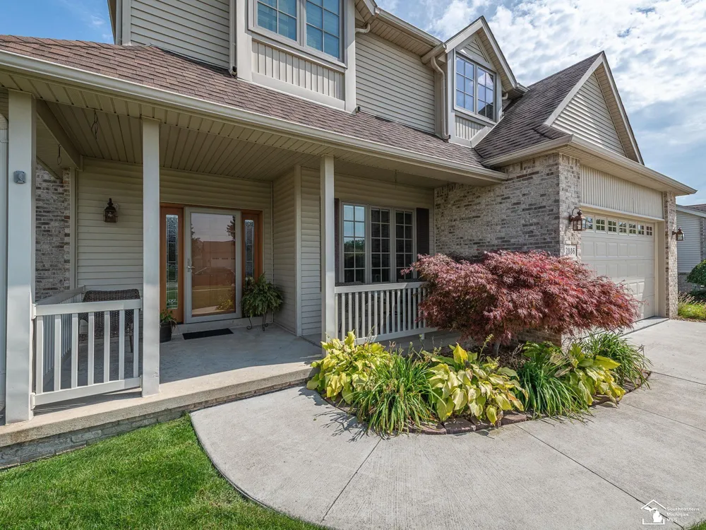 2886 E Country Lane Frenchtown Township, MI 48162