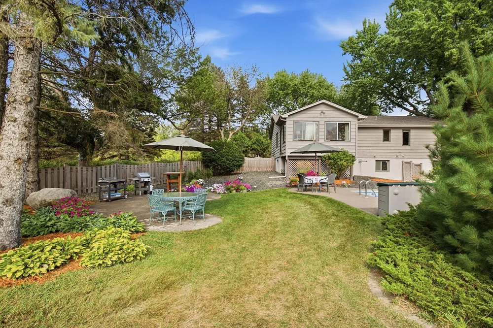 13608 Homestead Avenue Hugo, MN 55038