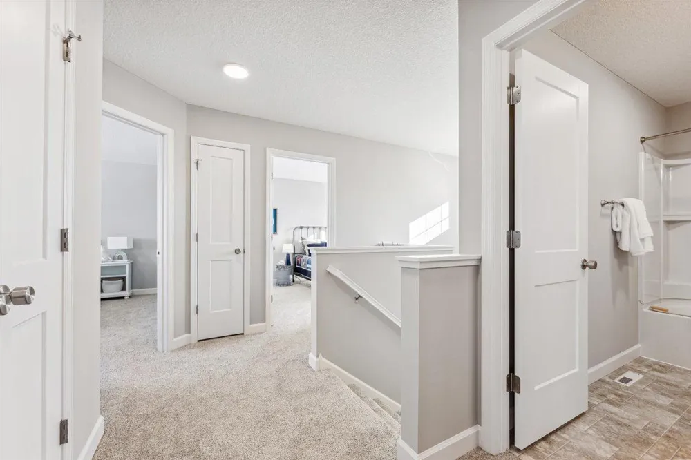 17945 Hidden Creek Trail Lakeville, MN 55044