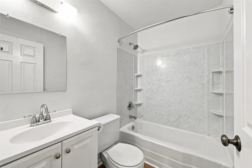 4908 Gladeview Drive Austin, TX 78745