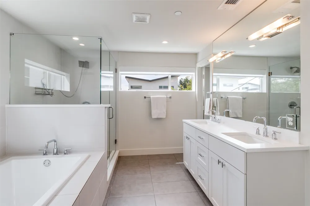 5907 Lindell Avenue #A Dallas, TX 75206