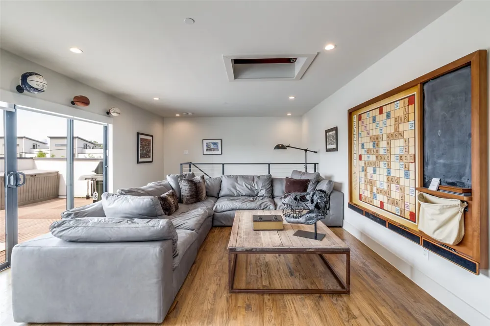 5907 Lindell Avenue #A Dallas, TX 75206