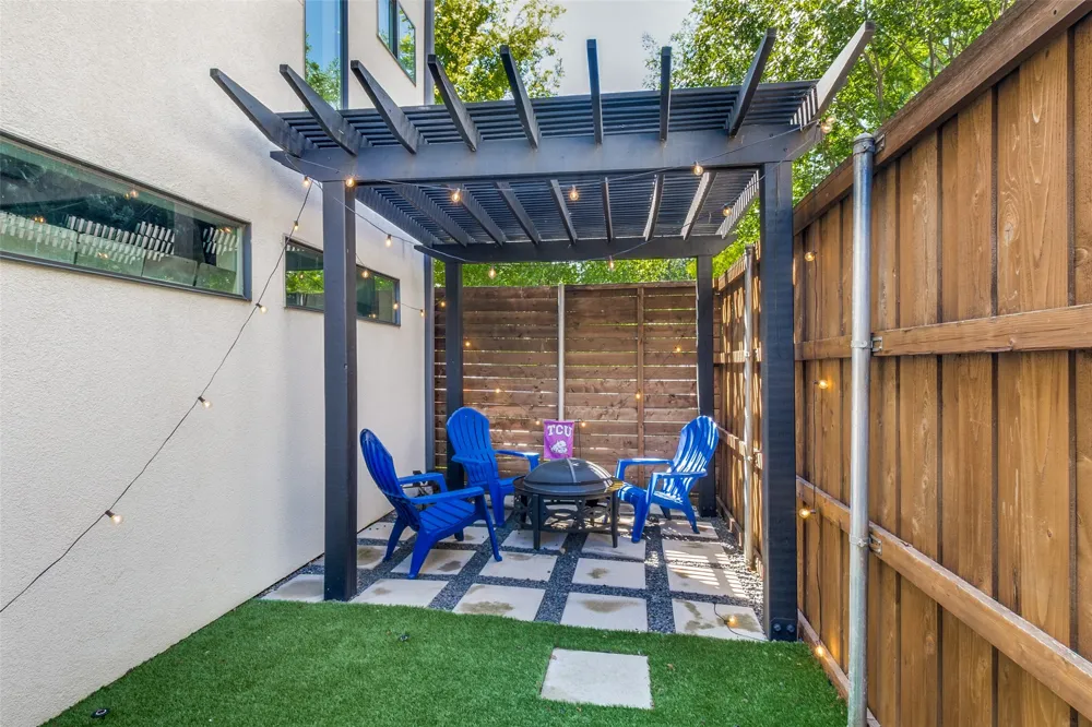 5907 Lindell Avenue #A Dallas, TX 75206