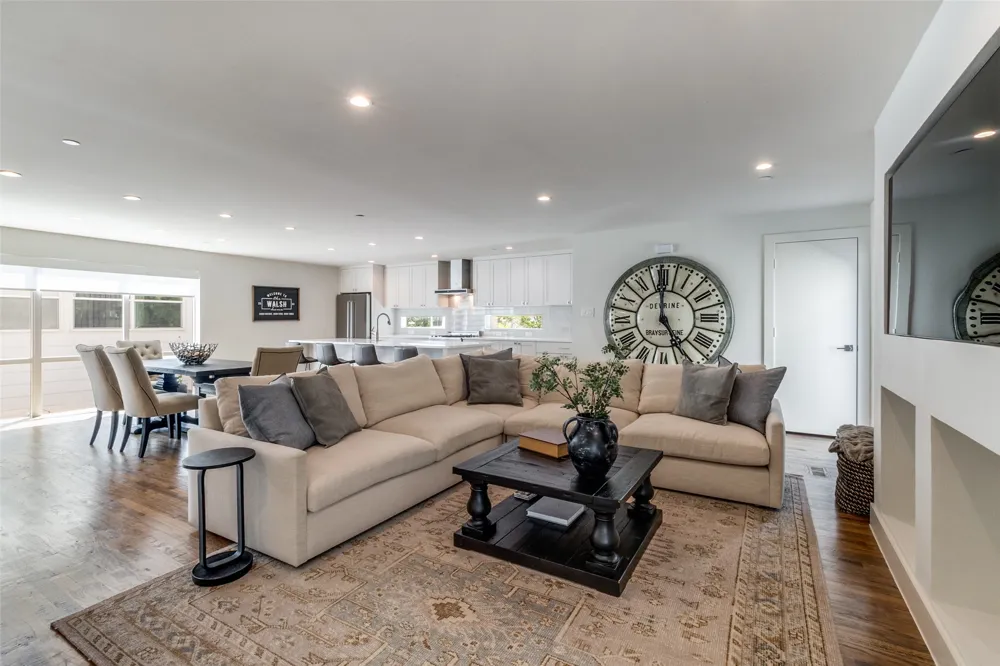 5907 Lindell Avenue #A Dallas, TX 75206