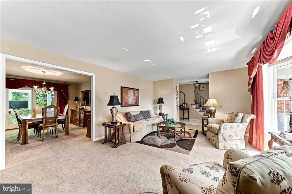 1434 COOPER CIR West Chester, PA 19380