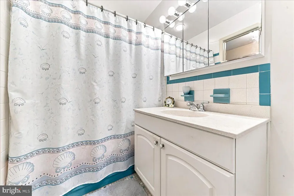 1434 COOPER CIR West Chester, PA 19380