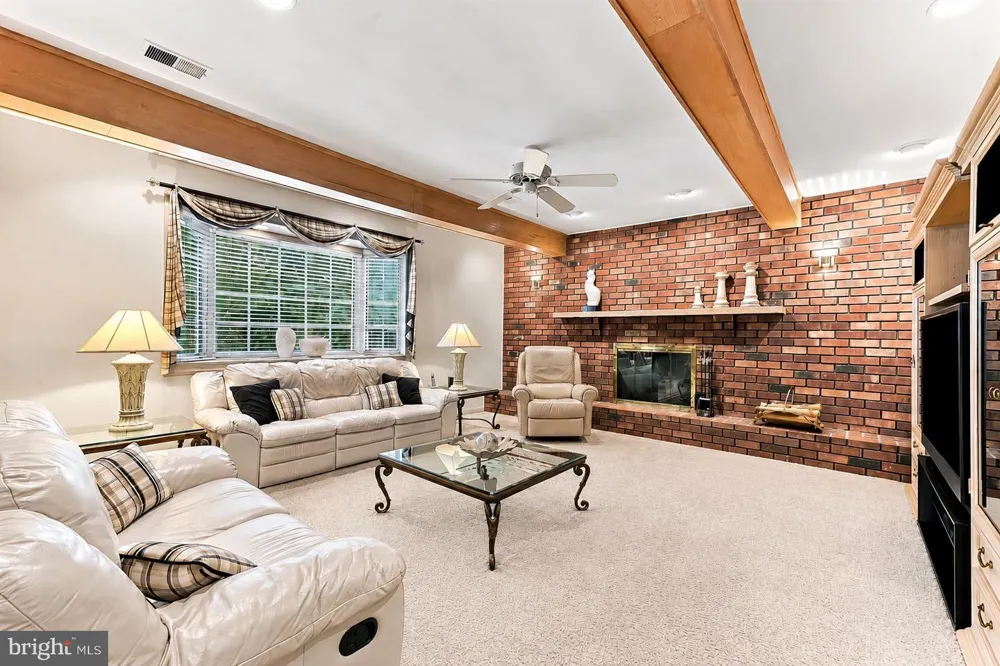 1434 COOPER CIR West Chester, PA 19380