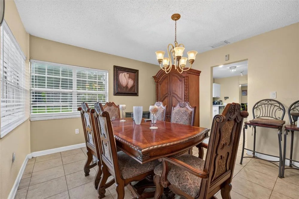 1302 E SLIGH AVENUE Tampa, FL 33604