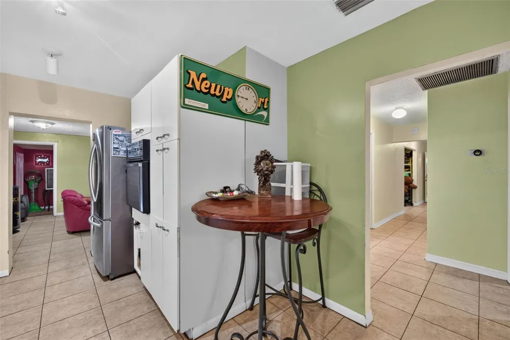 1302 E SLIGH AVENUE Tampa, FL 33604