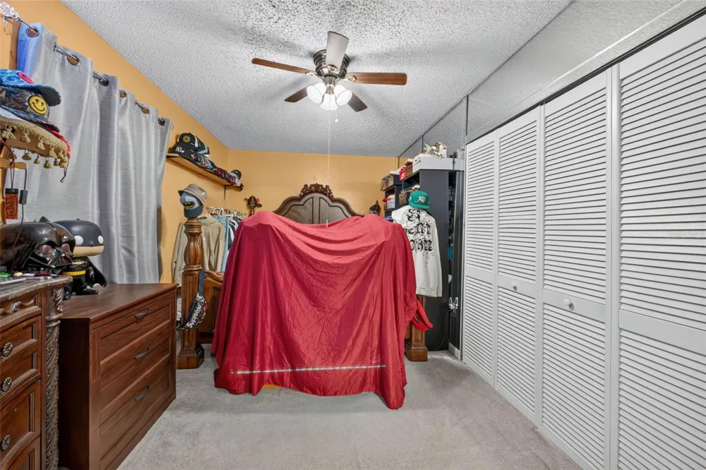 1302 E SLIGH AVENUE Tampa, FL 33604
