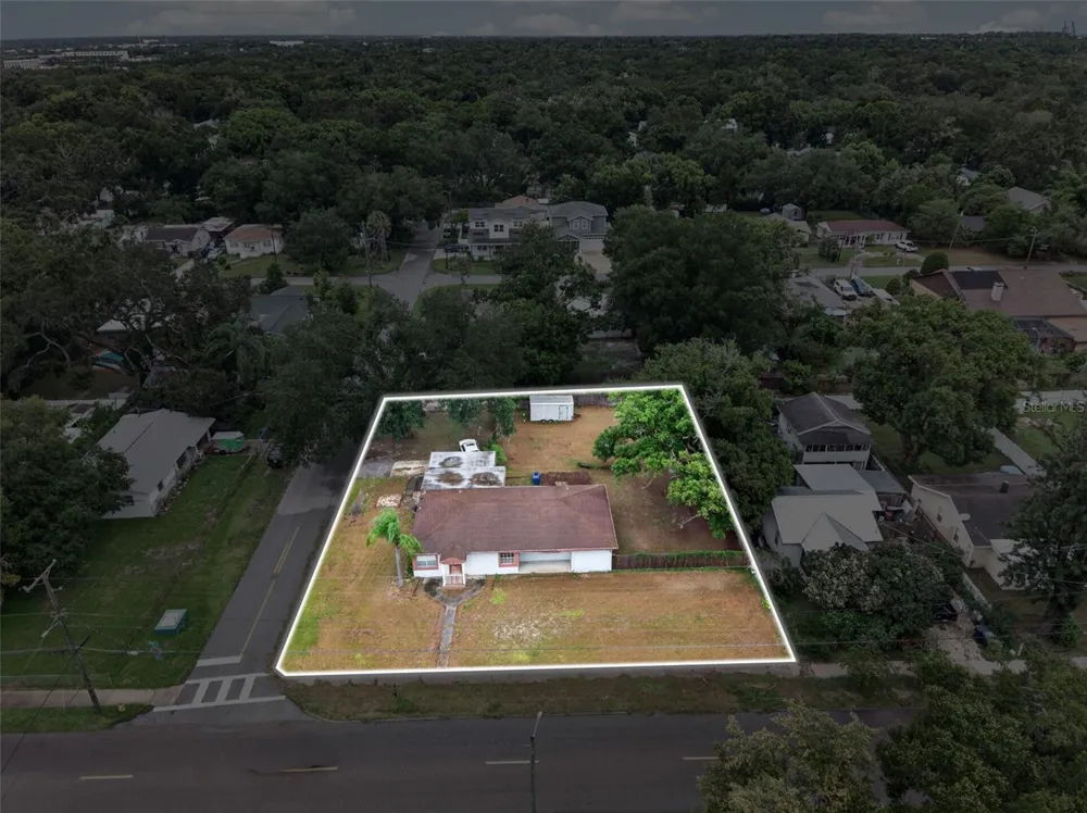 1302 E SLIGH AVENUE Tampa, FL 33604