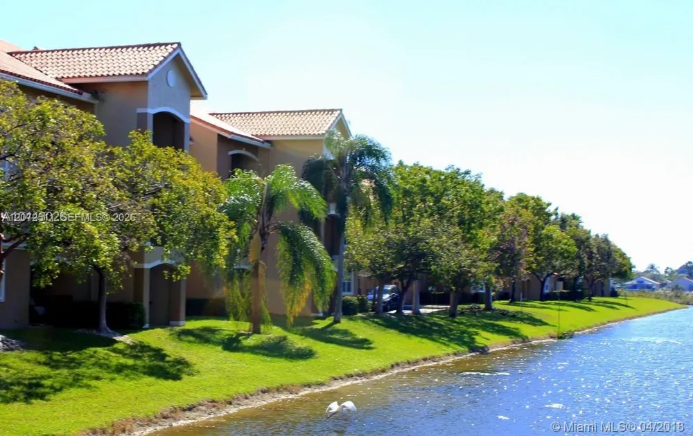 11600 SW 2nd St #18108 Pembroke Pines, FL 33025