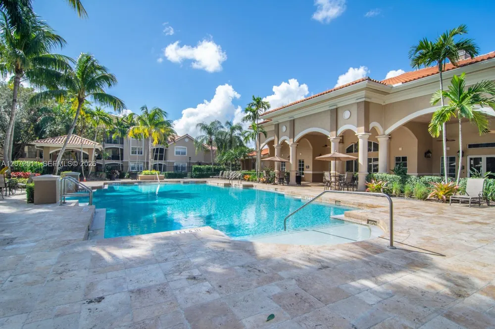 11600 SW 2nd St #18108 Pembroke Pines, FL 33025