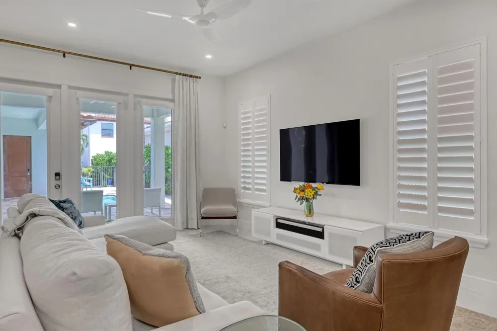 5065 Grandiflora Road Palm Beach Gardens, FL 33418