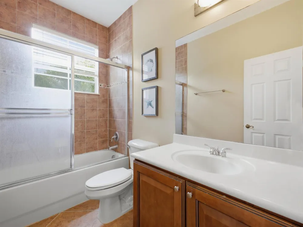 140 Seagrape Drive #108 Jupiter, FL 33458