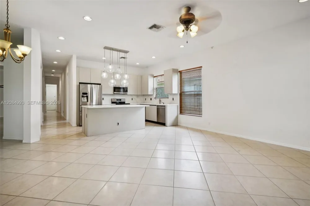 4460 Mariners Cove Dr Wellington, FL 33449