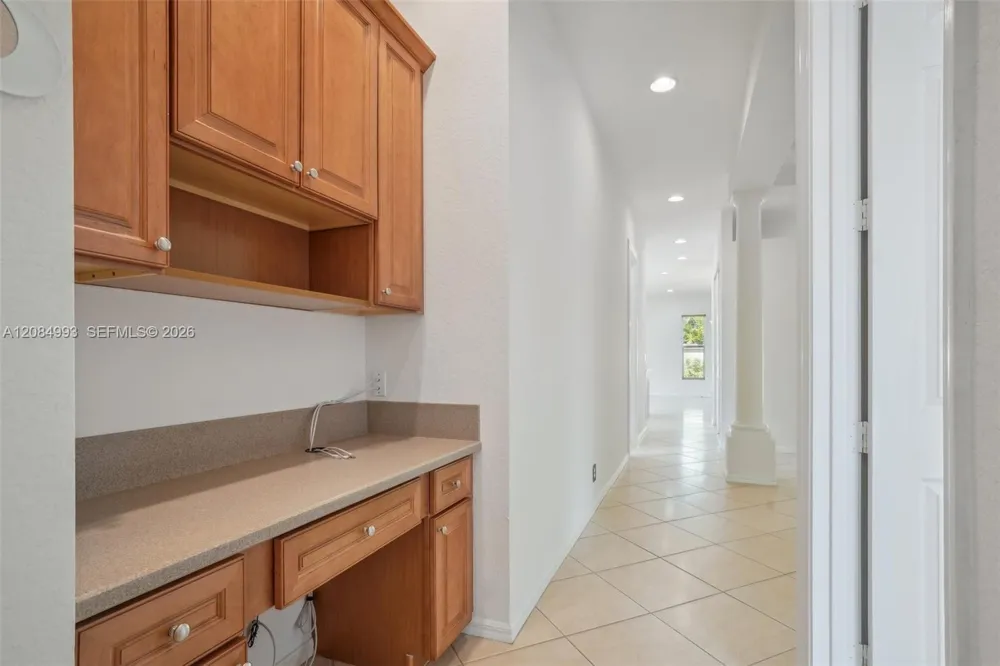 4460 Mariners Cove Dr Wellington, FL 33449