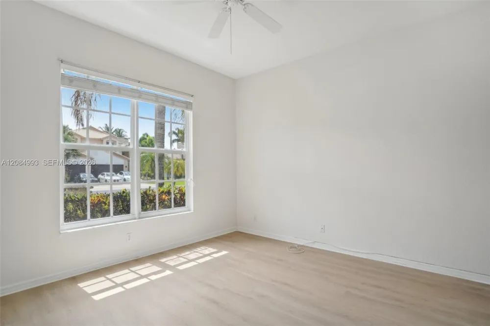 4460 Mariners Cove Dr Wellington, FL 33449