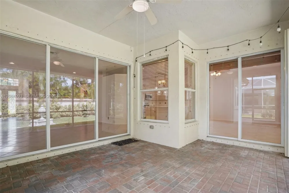 4460 Mariners Cove Dr Wellington, FL 33449