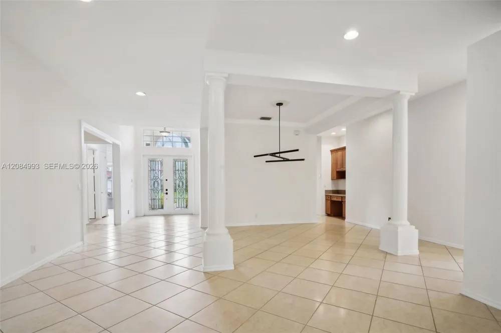 4460 Mariners Cove Dr Wellington, FL 33449