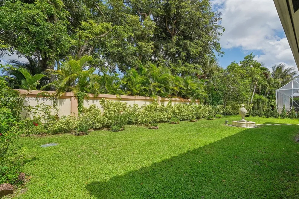 4460 Mariners Cove Dr Wellington, FL 33449