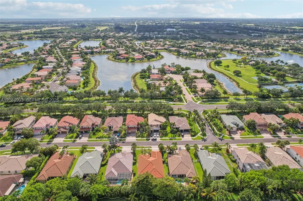 4460 Mariners Cove Dr Wellington, FL 33449
